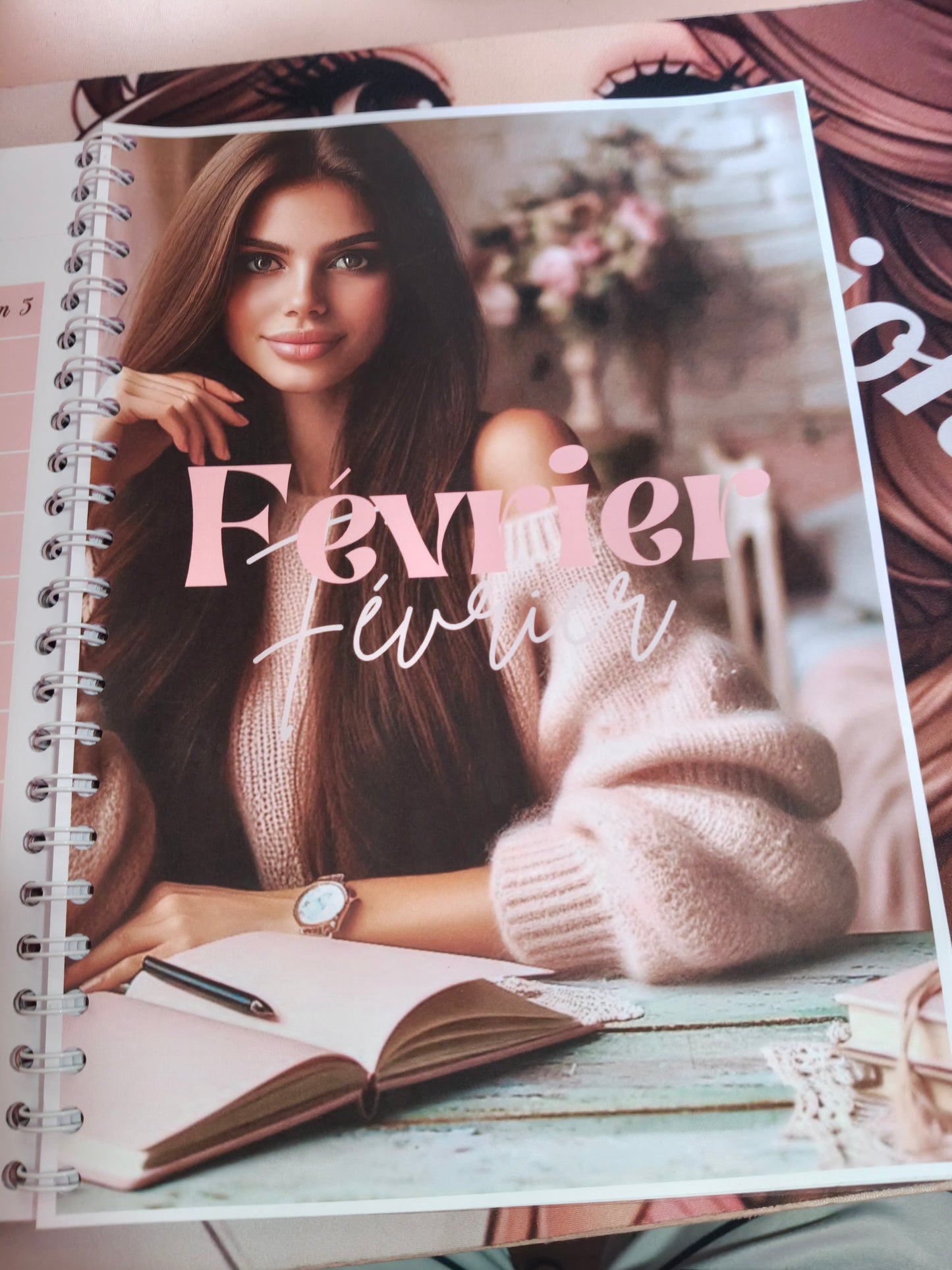 📝 Budget Planner Annuel – Format relié ou perforé A4 – 30€